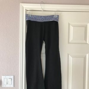 American Eagle bootcut yoga pants